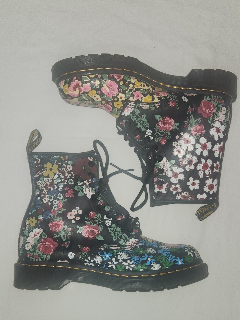 Dr. Martens Women's 1460 Pascal Floral Mash Up 8-eyelet Classic Boots US Size 8
